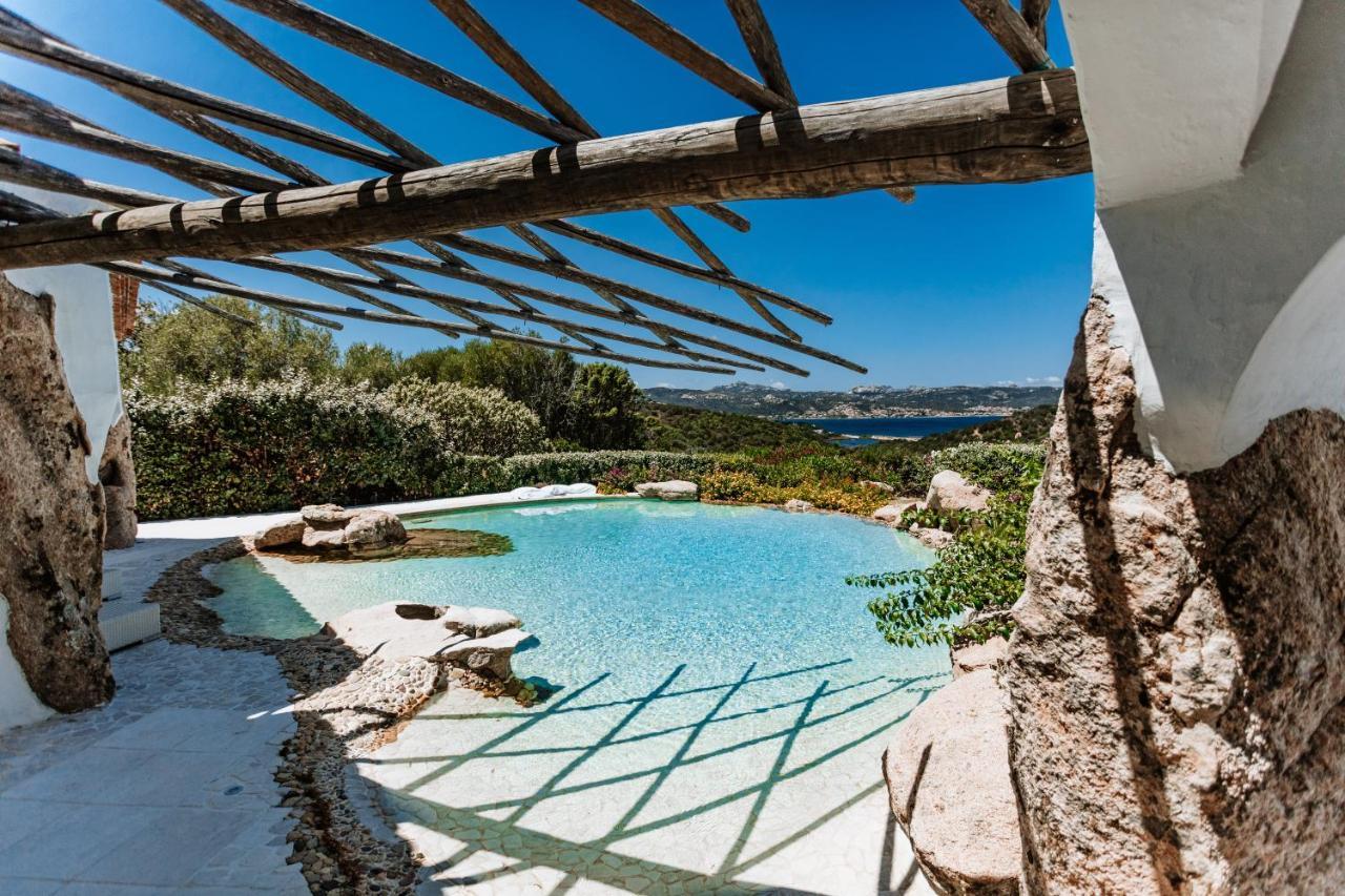 Hotel Pulicinu Baja Sardinia Esterno foto