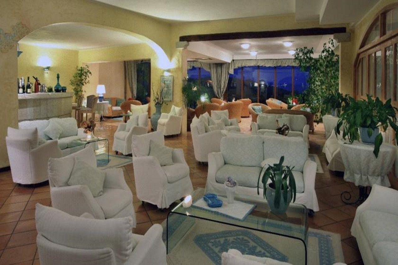 Hotel Pulicinu Baja Sardinia Esterno foto